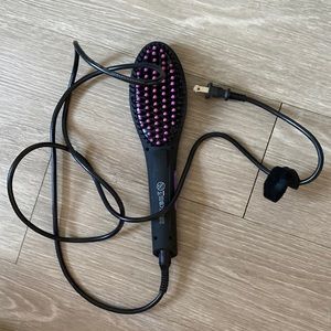 Procabello hair straightener brush with frizz free used